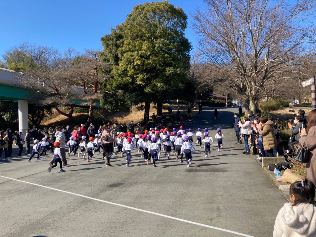 よーいどん
